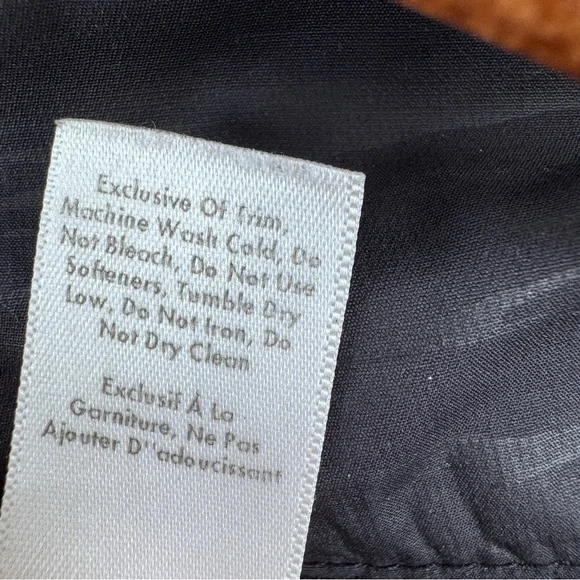 Lucy Windbreaker Jacket Black Gray Women's Medium Athleisure Lightweight Layer - Picture 13 of 13